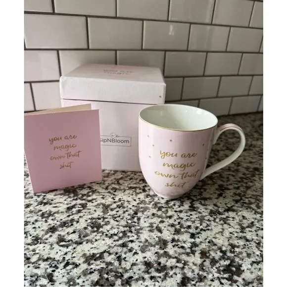 Bone china gift set, china cup, card, and packaged in cute pink box - Picture 1 of 2